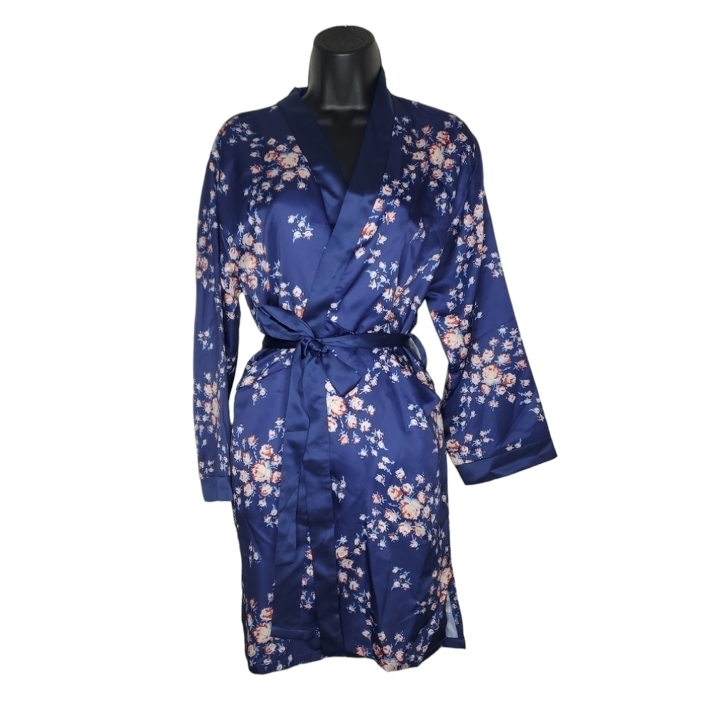 MORGAN Lane x FabFitFun Navy Floral Satin Robe Size S/M